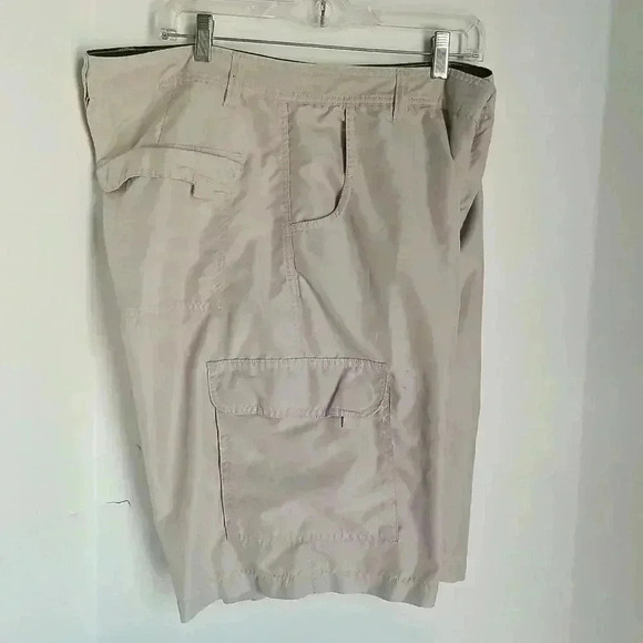 Burnside Cargo Shorts 38 - Picture 2 of 8